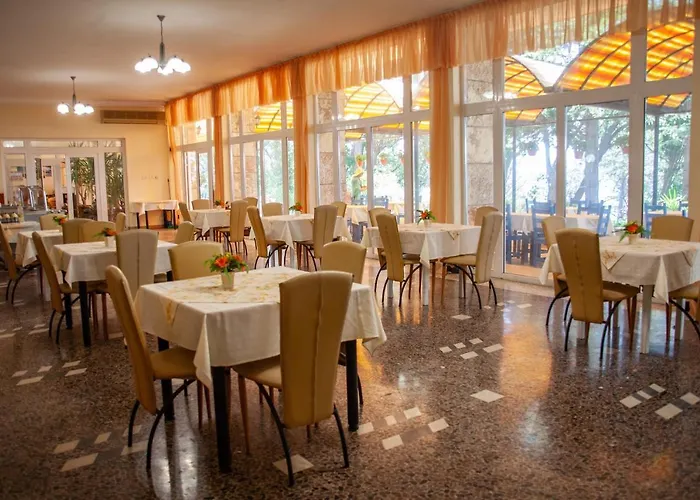 Adis 3* Golden Sands