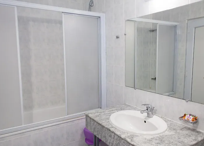 מלון Adis גולדן סנדס