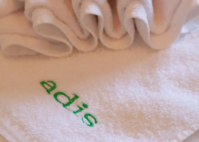 מלון Adis גולדן סנדס